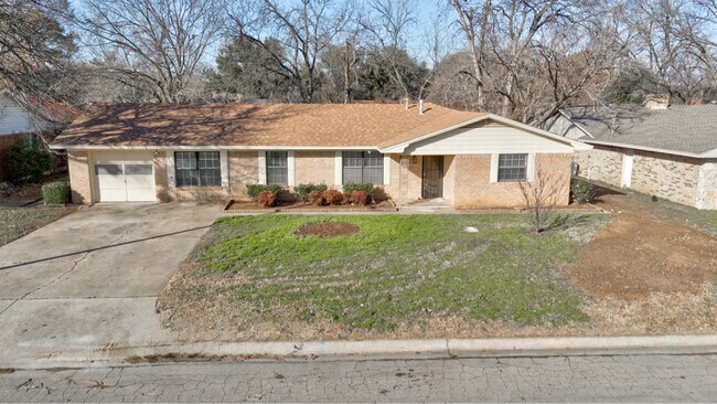 Photo - 1212 Tulane Dr