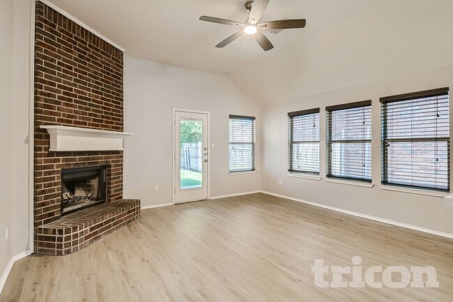 Photo - 1658 Wildflower Dr