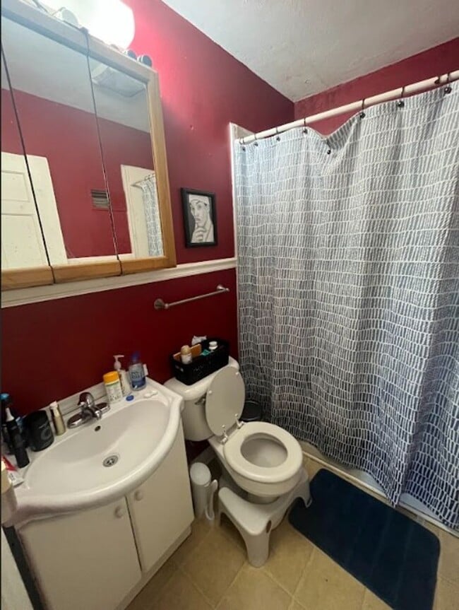 Photo - 1750 Vermont St