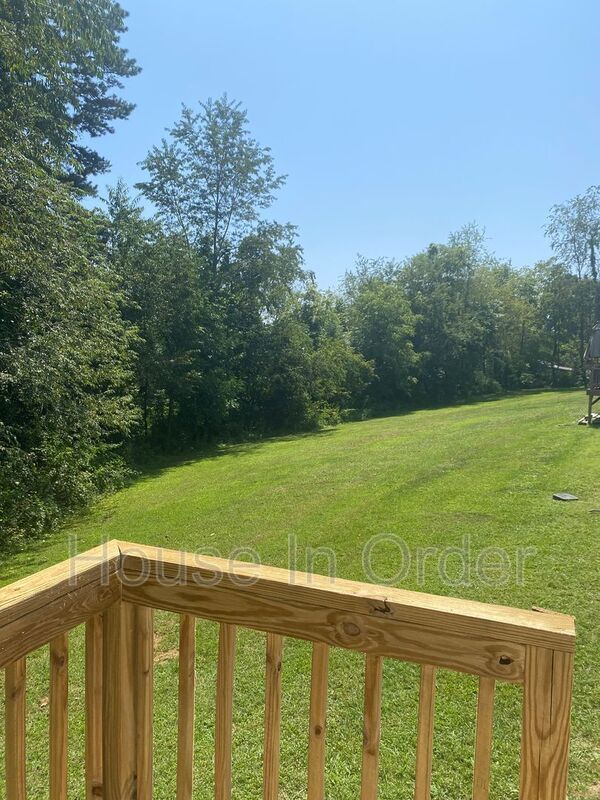 Photo - 6 Twin Oaks Dr
