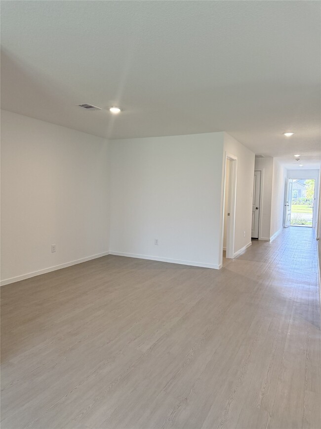 Building Photo - 29051 Pearl Barley Wy Rental