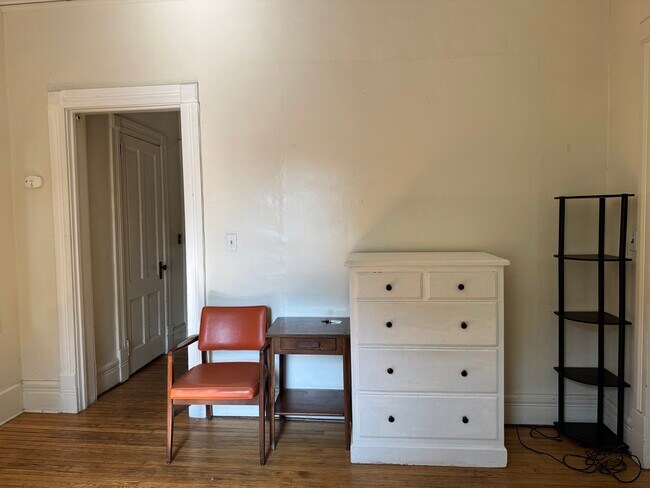 Photo - 210 Stewart Ave Unidad 1C