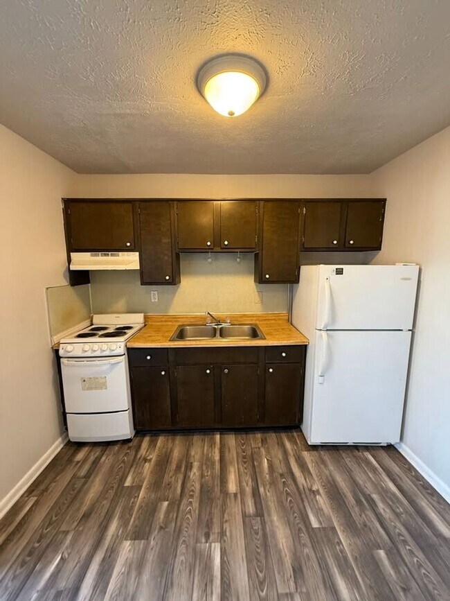 Photo - Meadow Creek Apartments