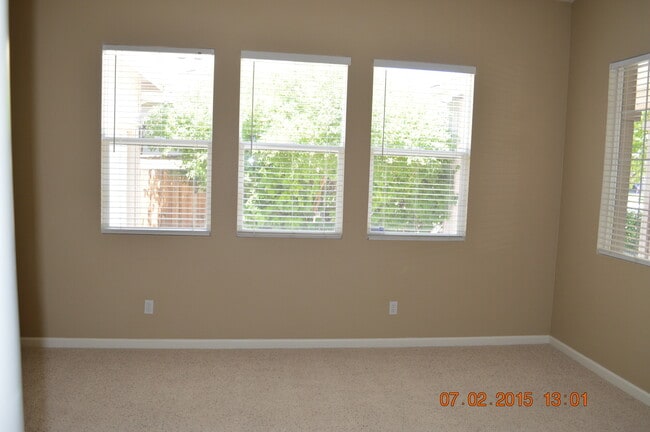 Photo - 7439 Earlsmoore Dr