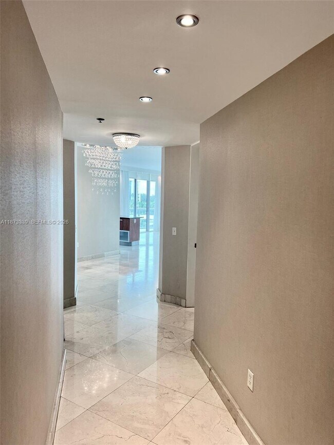 Photo - 3131 NE 188th St Unit 1-702