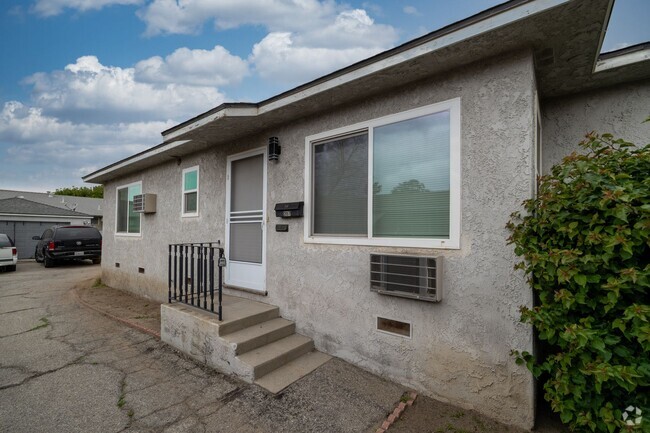Building Photo - 205Mayf Unit 207May Rental