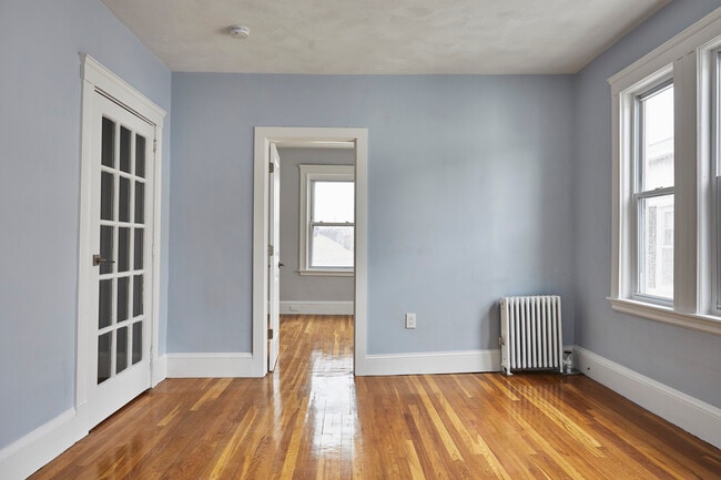 Photo - 52 Mansfield St Unit 1