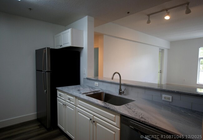 1203 Town Center Dr Unit 209