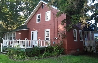 Building Photo - 35 Beech St Unit 2