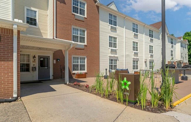 Furnished Studio-Newport News - Yorktown