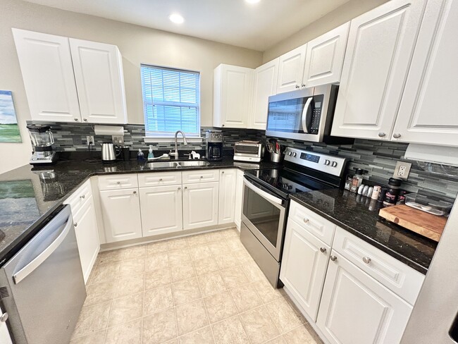 Photo - 2268 Kings Gate Ln