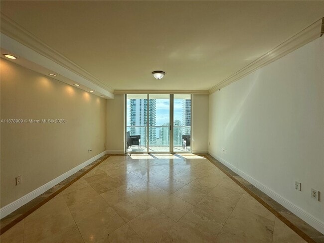 Photo - 1155 Brickell Bay Dr Unit 3303
