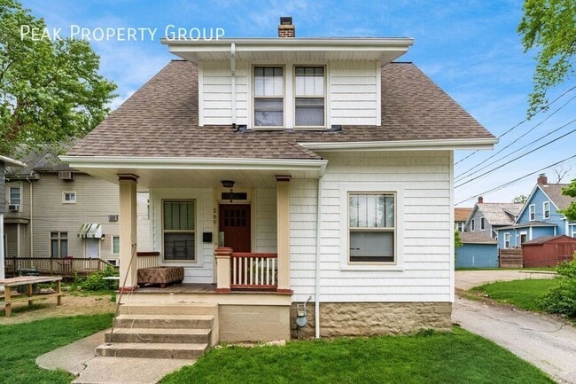 Building Photo - 280 E Oakland Ave Rental