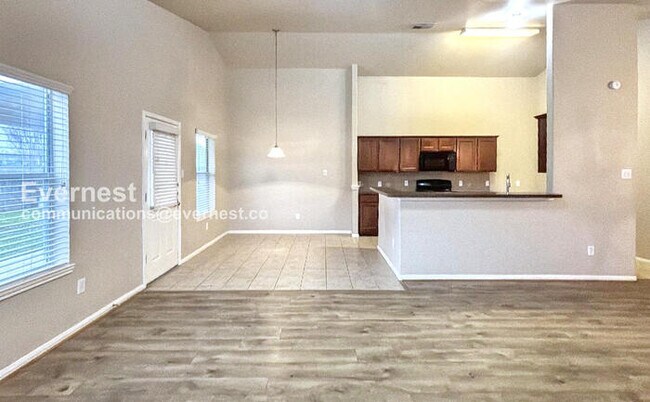 Photo - 6107 Wilcox Point Dr