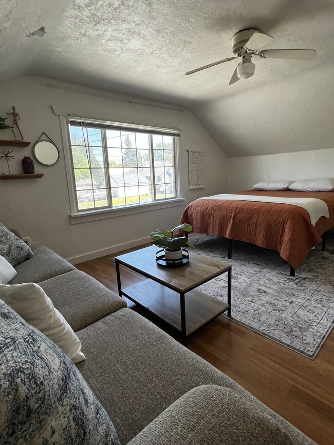 Photo - 348 S Lee Ave Unit 348 . 5