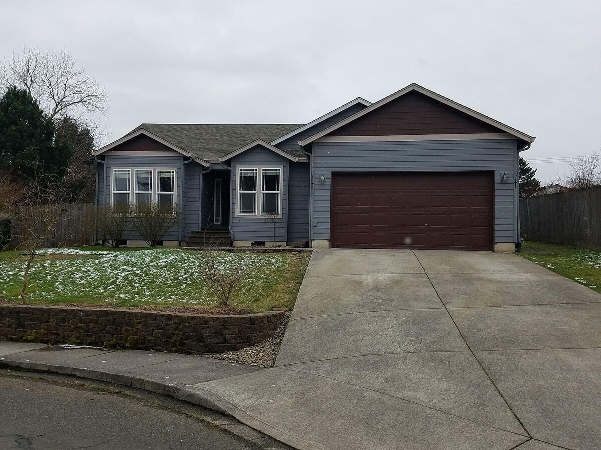 Photo - 2620 NW 19th Cir