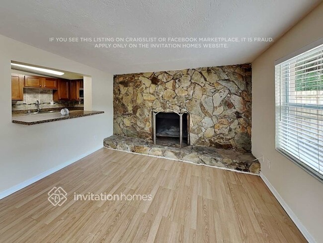 Photo - 15149 Harding Ave