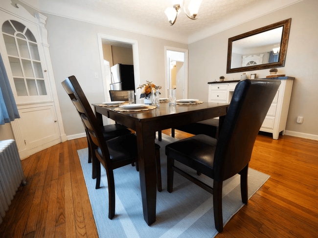 Photo - 3682 Glencairn Rd Unit 1st Floor