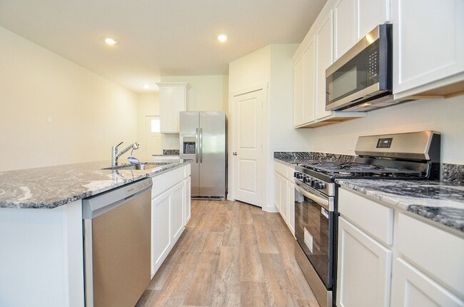 Photo - 8047 Marchese Dr