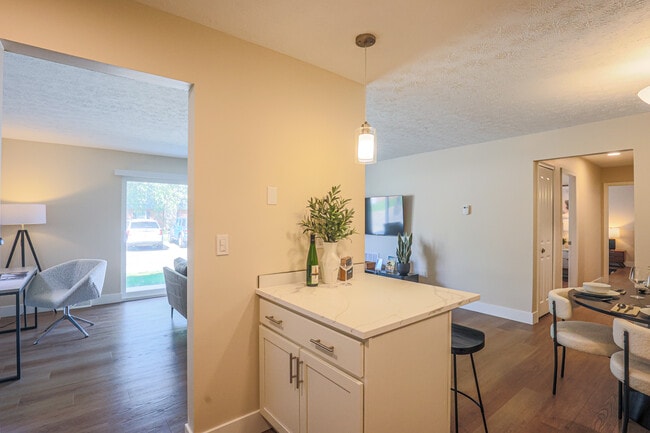Jamestown Village Apartments