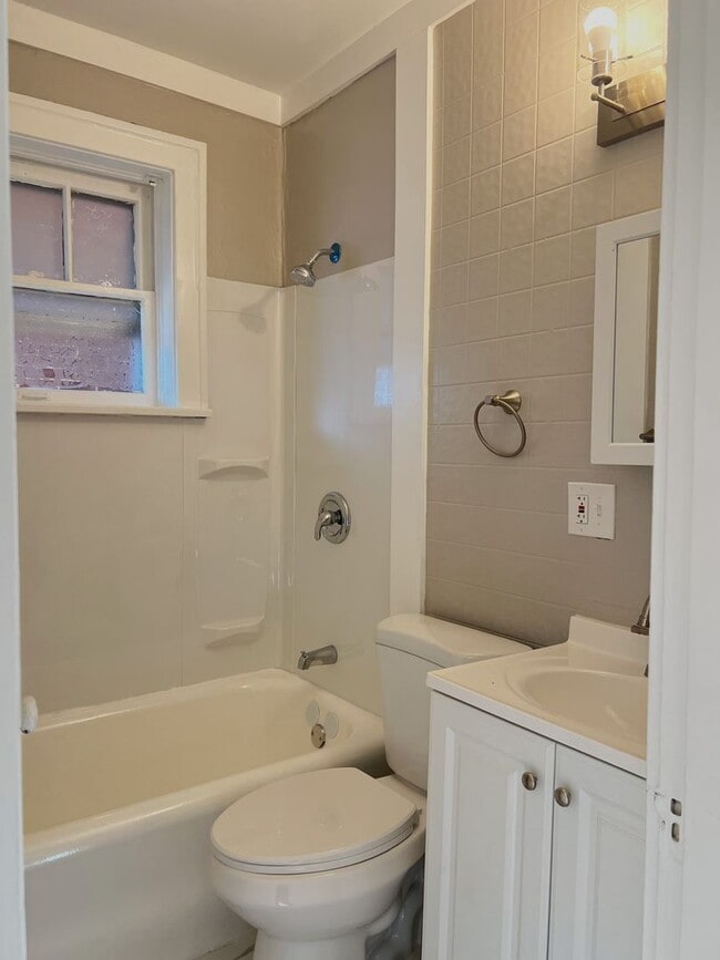 Photo - Freshly Updated Southampton 1 Bedroom Unidad 4902 #23