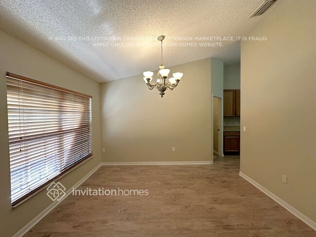 Photo - 1403 Bent Oaks Blvd House