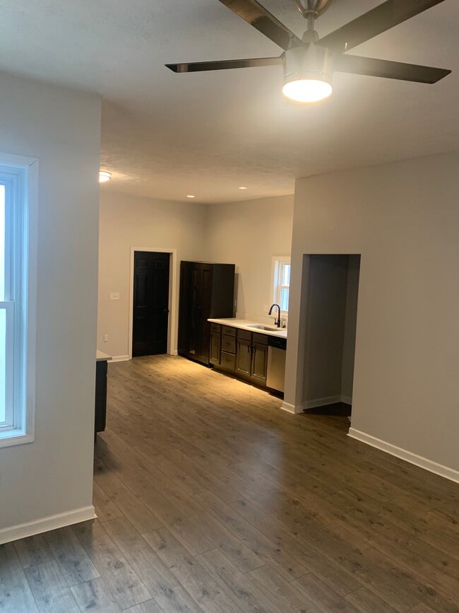 Living/Dining/Kitchen - 3022 Perrysville Ave Unit 1