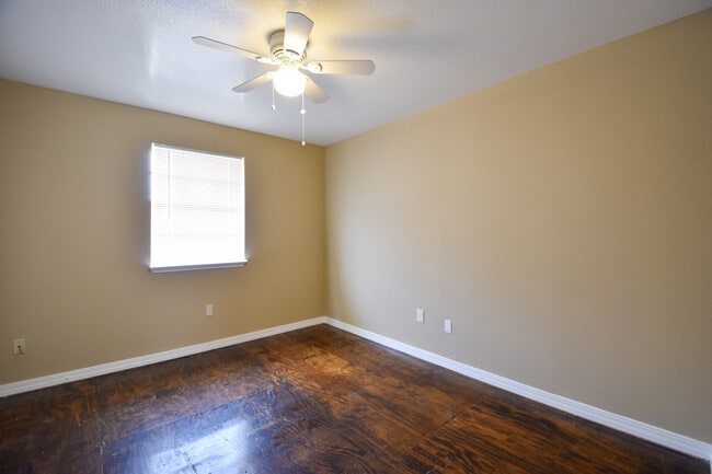 Photo - 221 Belle Terre Blvd