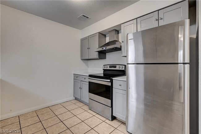 Photo - 1832 Goldfield St