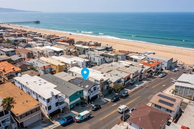 Building Photo - 208 Marine Ave