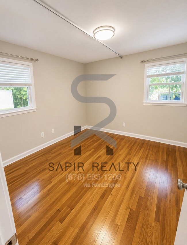 Photo - 1171 Arborvista Dr NE