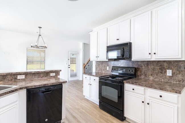 Photo - 3012 Hoover Dr