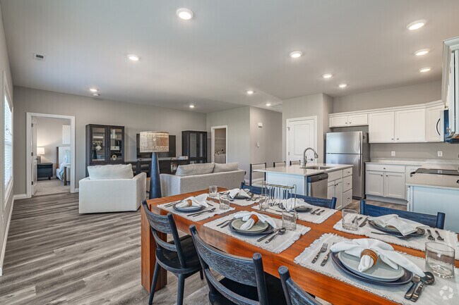 2BD, 2BA - 1369SF
