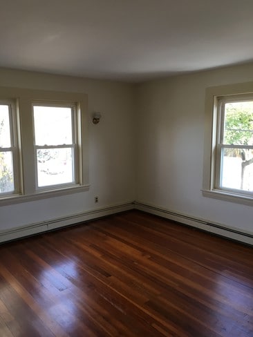 17 Lake St