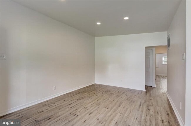 Photo - 9302 Trout Rd