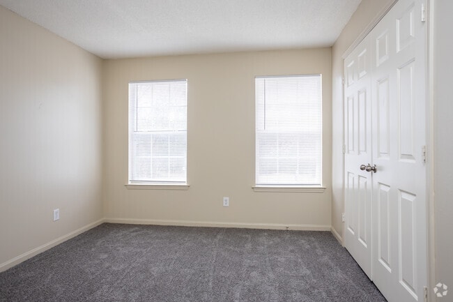 2BR, 2BA - 1,118SF - Baldwin Farms Apartments