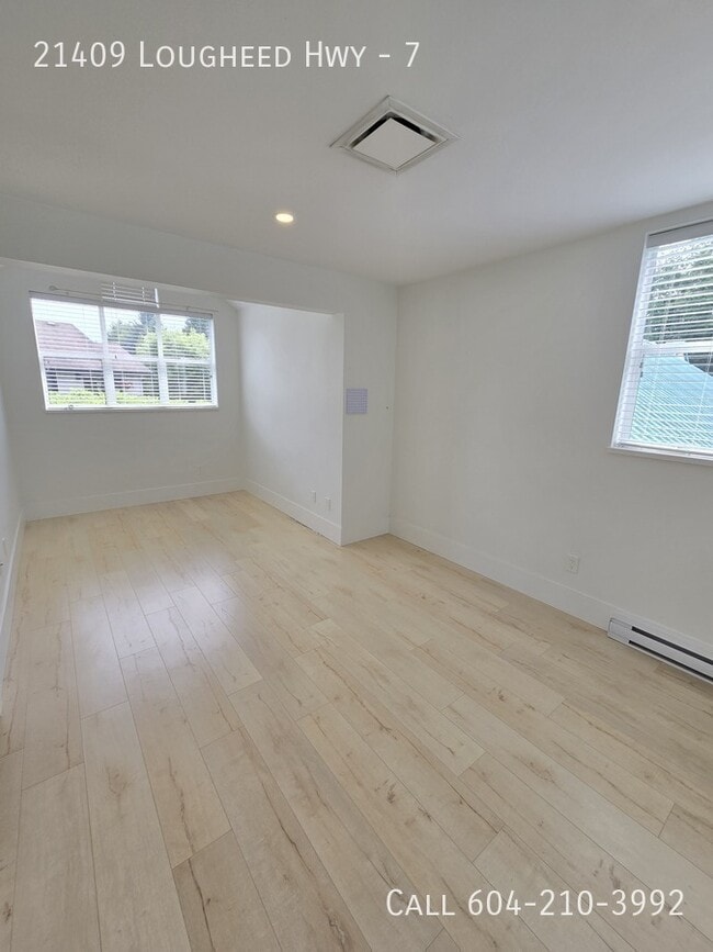 Photo - Spacious and Renovated Suite on Lougheed Hwy - Utilities Included