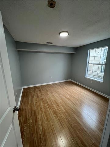 Photo - 8812 Apple St