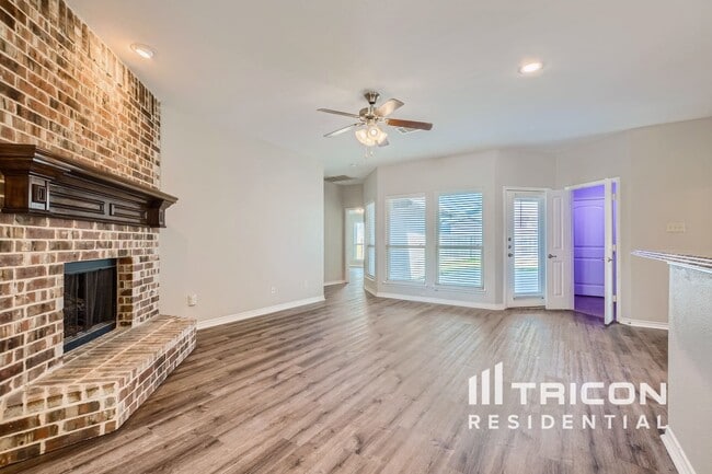 Photo - 1426 Rapids Ct