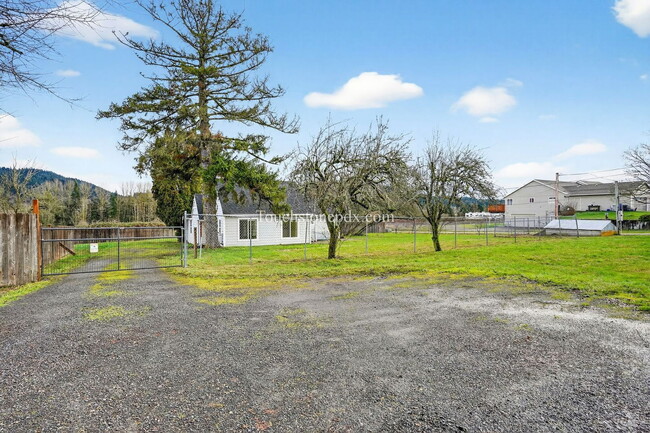 Photo - 10022 SE 172nd Ave