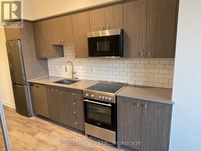 Photo - 5 Wellington St S Unit 202