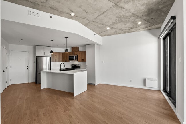 Photo - Racine Vaudreuil