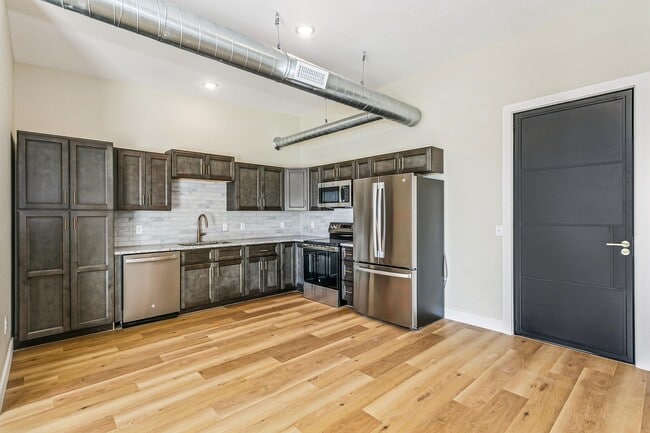 Photo - Brand New Apartments Available Now! Get $1000 credit towards rent and/or monthly fees! Unidad 203