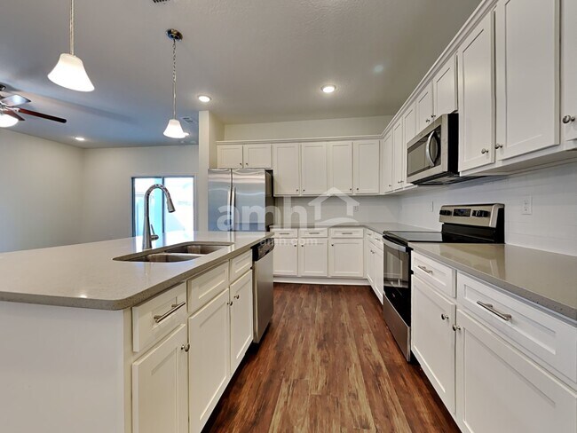 Photo - 2821 Alanas Mdw Wy