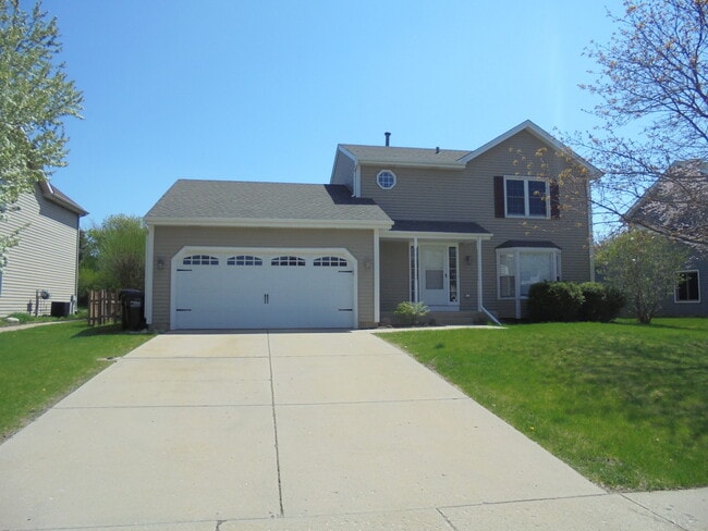 Photo - 1259 Knollwood Cir House