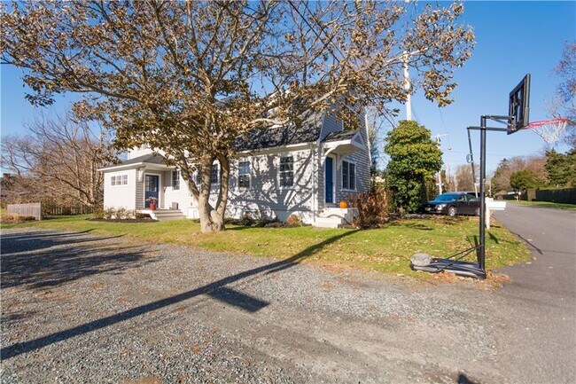 Photo - 150 Kane Ave