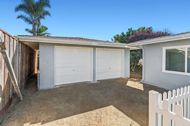 Photo - 306-308 Elm Ave Unidad 865 3rd