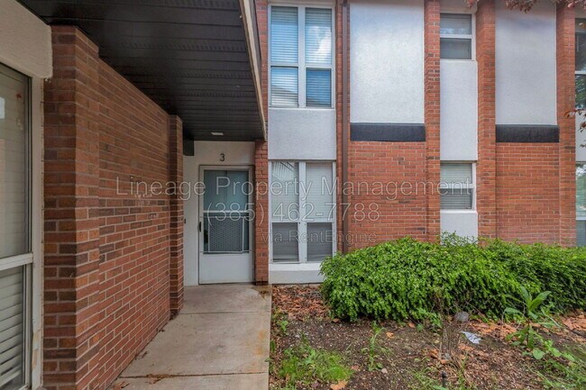 Photo - 770 N Main St Unit 11