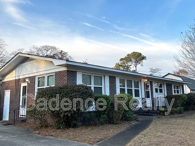 Photo - 408 Lynette Dr