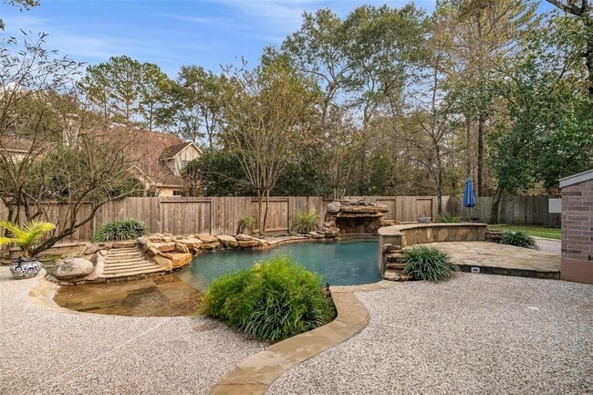 Photo - 11 Winrock Pl Casa